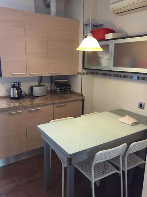 Amplio Piso En Nervion, Excelente Zona De La Ciudad. Apartment Sevilla Bagian luar foto